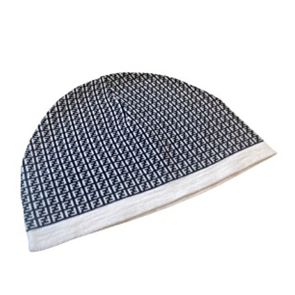 Fendi unisex FF monogram Motif Knitted wool Beanie NWT - Picture 2 of 10